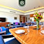 Great Apartment with Rooftop Pool