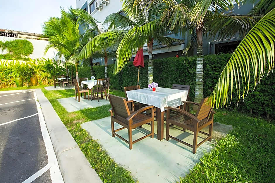 AIRBEST Gemtree Lampang Hotel