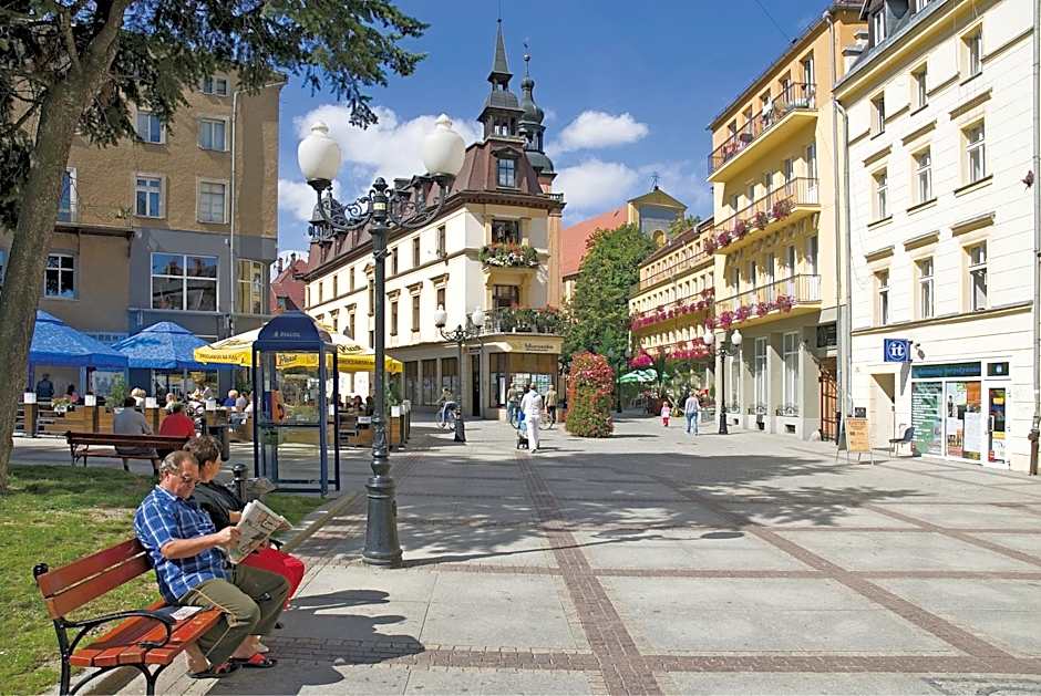 Uzdrowisko Cieplice - Jelenia Góra - Pawilon Edward