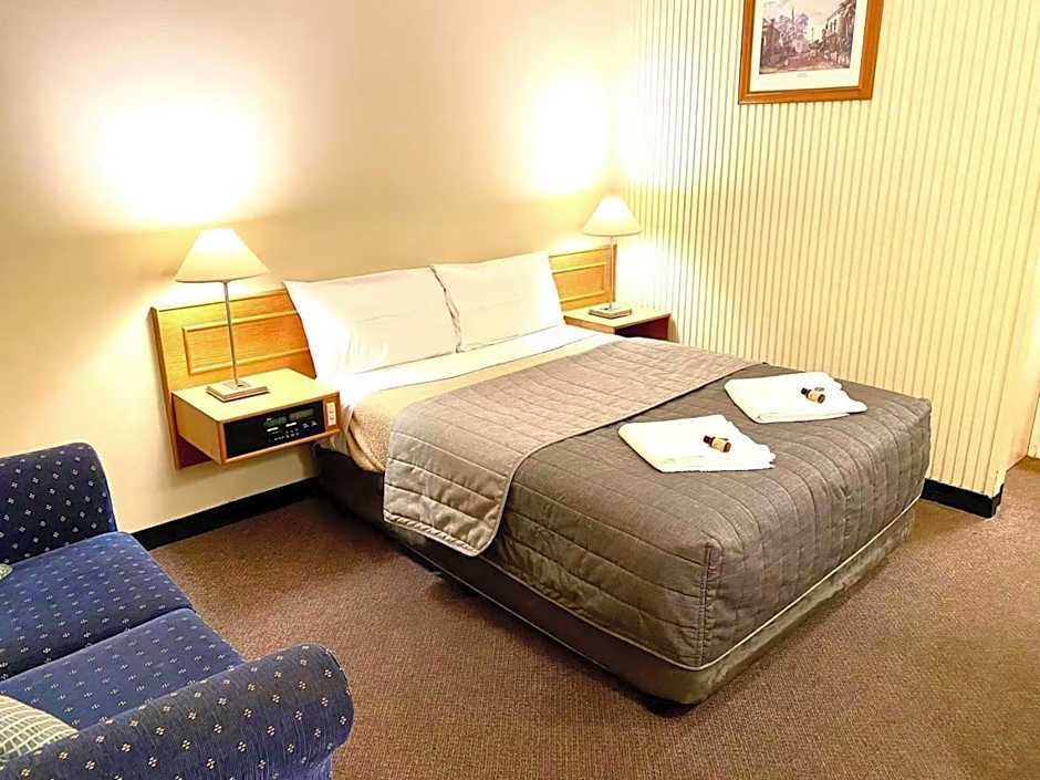 Gateway Motor Inn