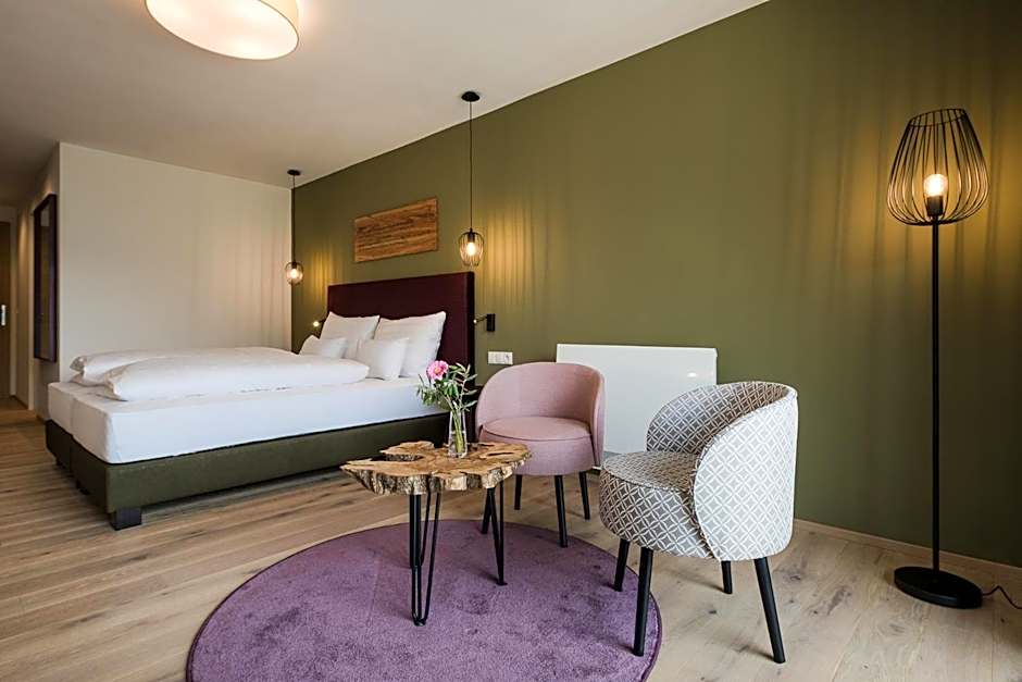 Oliven- & Genusshotel Hirzer