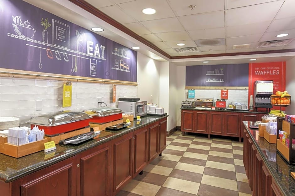 Hampton Inn By Hilton & Suites Cincinnati-Union Centre, Oh