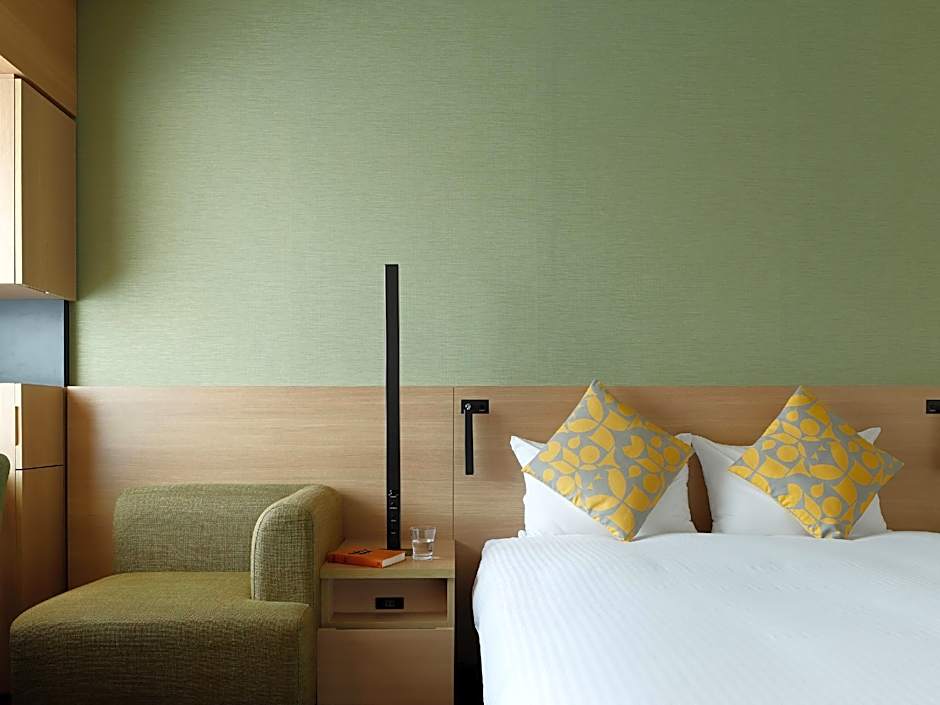 Photo 1 of 18 of Standard 1 Queen Bed, Smoking