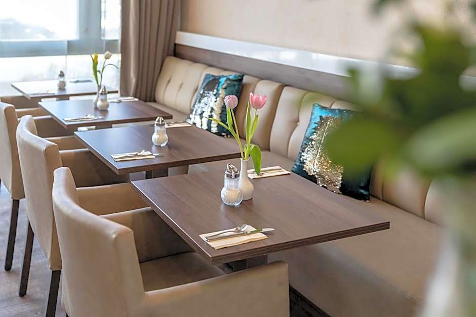 Empress Boutique Hotel