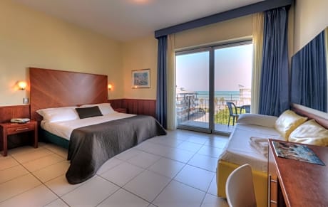 Triple Room with Balcony