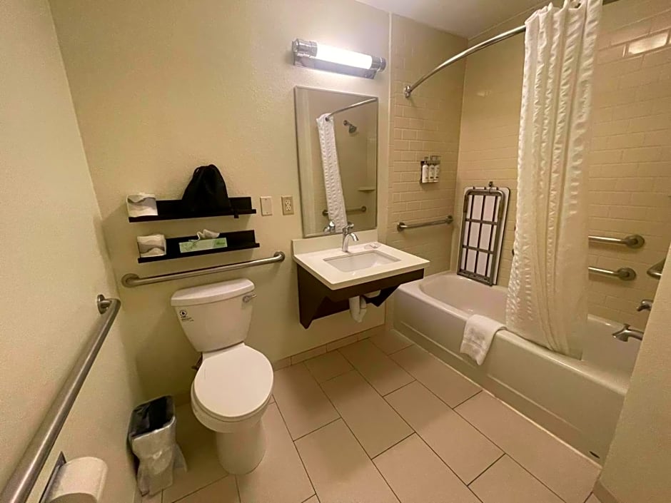 Candlewood Suites Secaucus By IHG