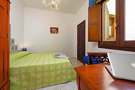 Classic Single Room