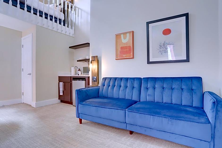 Sojourn at DuPont Place