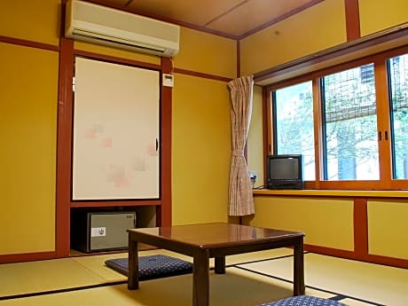 Small Japanese Room without Bath for 1 person