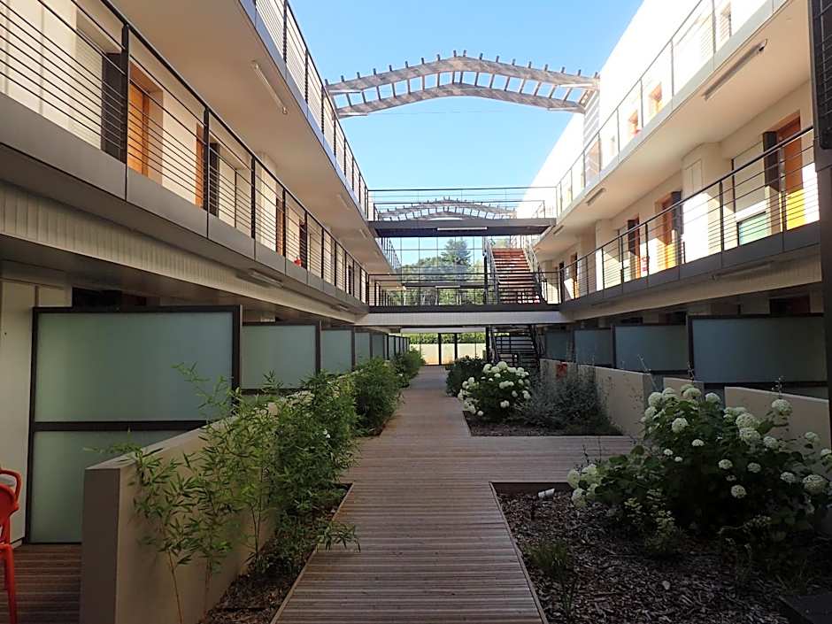 LES JARDINS D'ATHENA