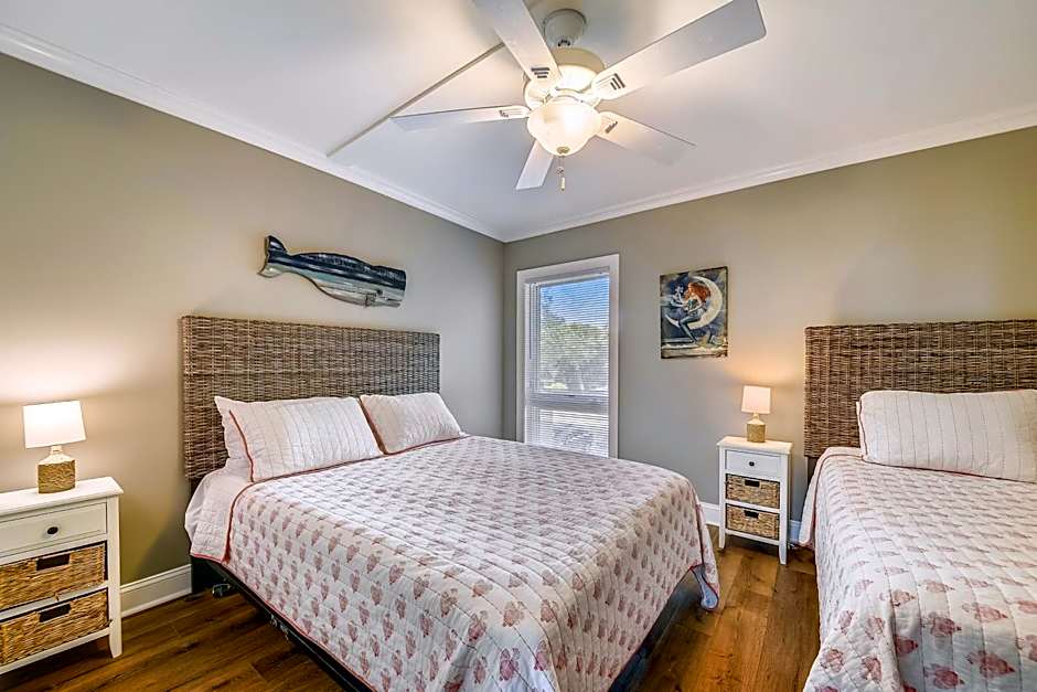 Shorewood Villa Unit 210
