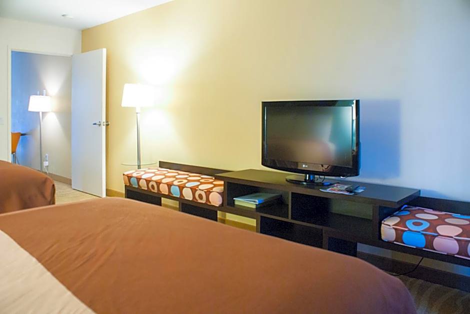 Super 8 by Wyndham Indio