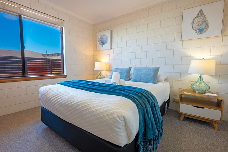 Blue Seas Holiday Villas