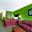 Days Inn & Suites by Wyndham Wichita
