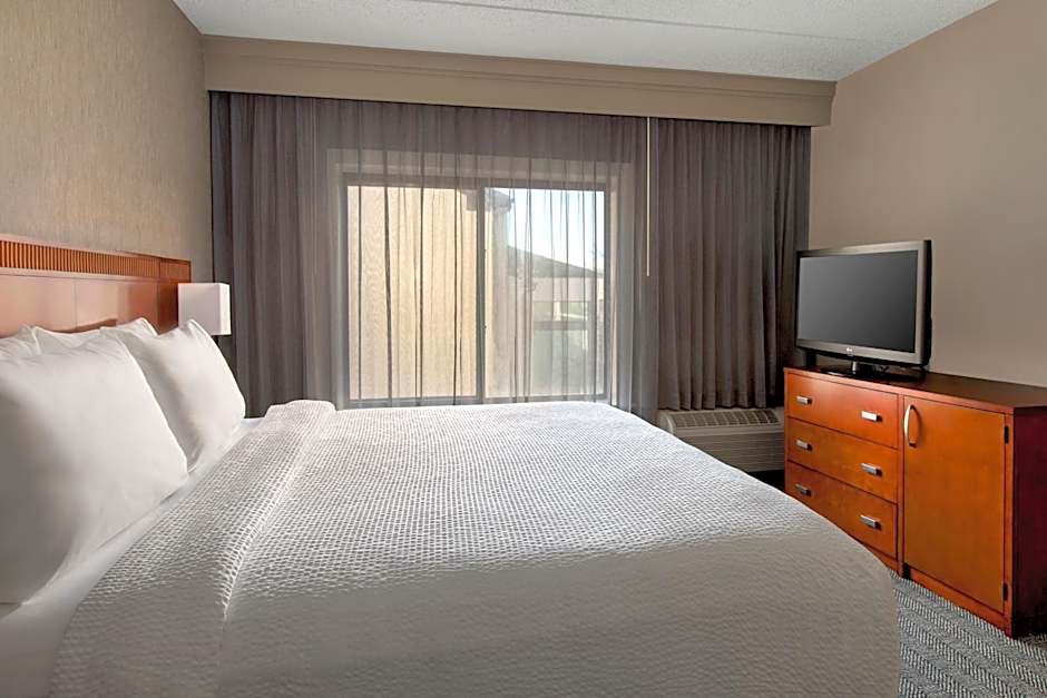 Courtyard by Marriott Tarrytown Westchester County