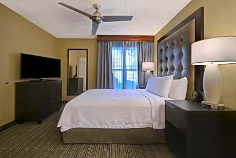 Double Suite with Bath Tub - Disability Access