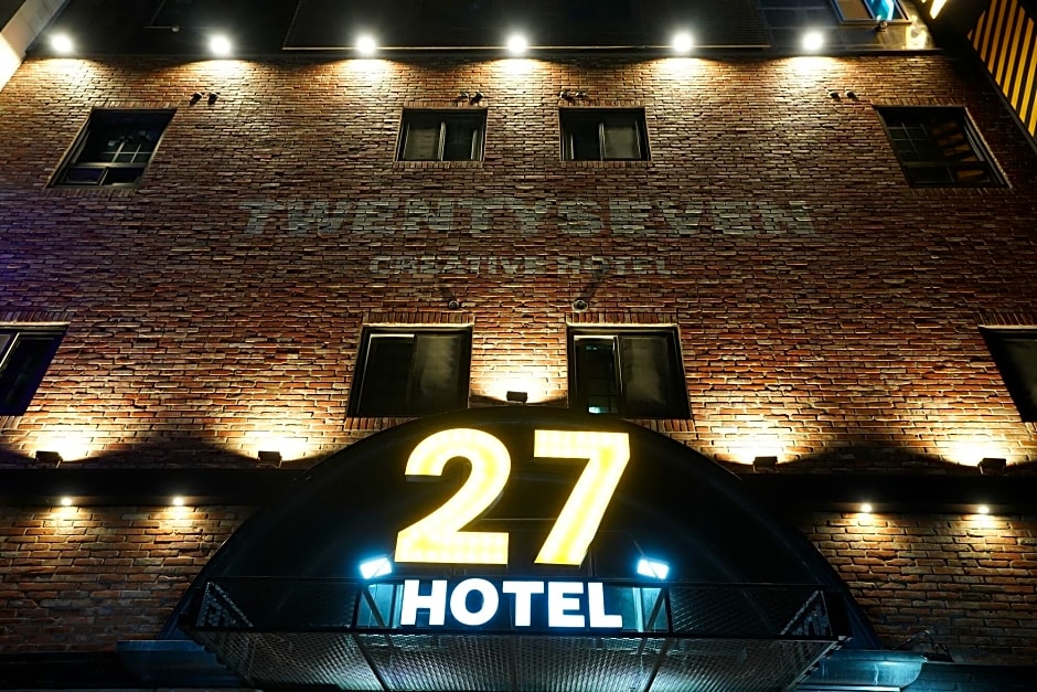 27 Hotel