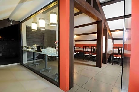 Hotel Landmark Annexe