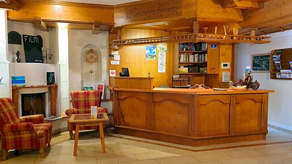 Hotel Edelweiẞ garni - b&b