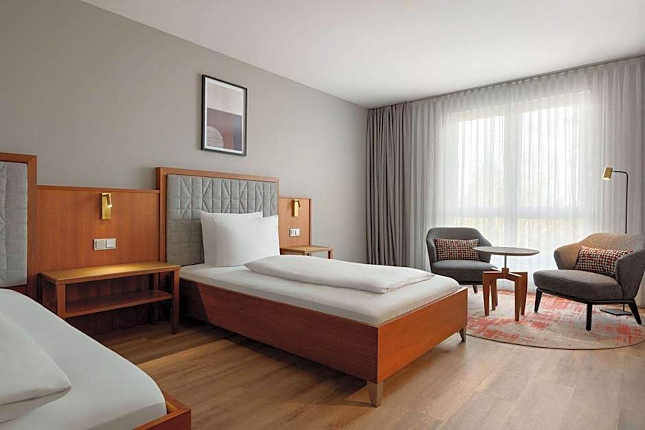 Photo 1 of 4 of Business 2 Beds