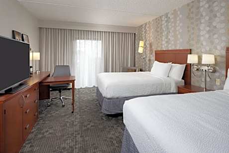 Double Room with Two Double Beds - Hearing Accessible