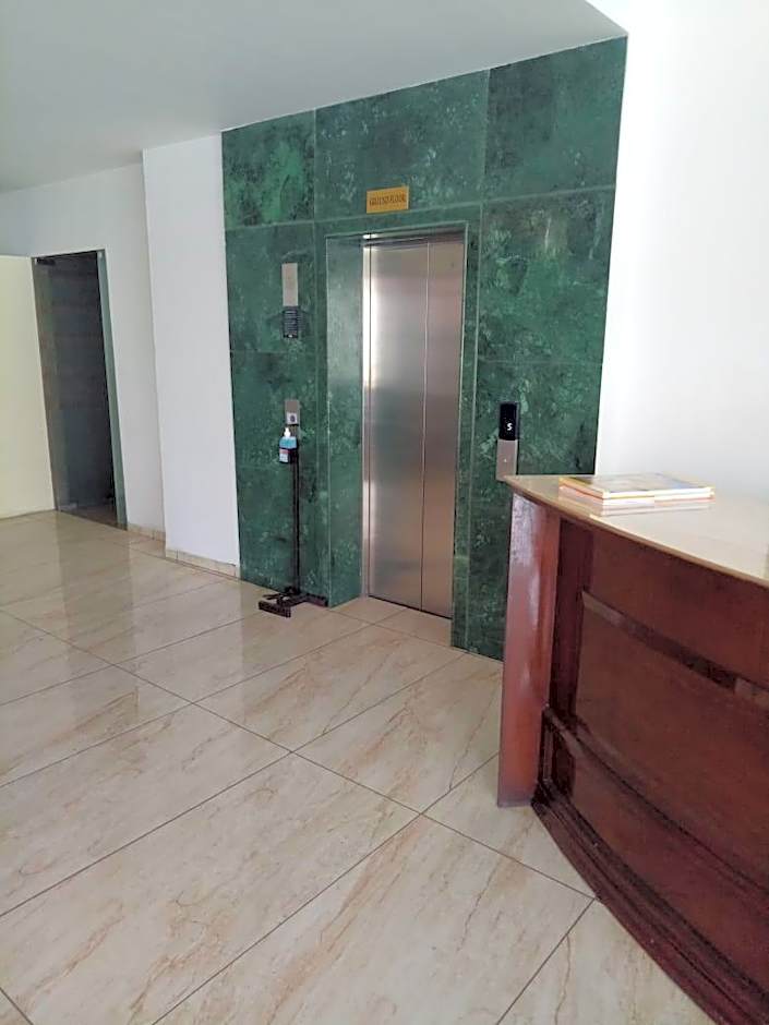 Hotel Mangal Regency