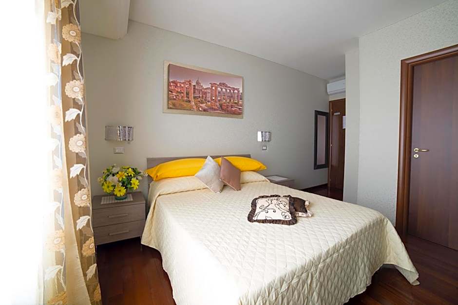 Di Fronte alla Cupola