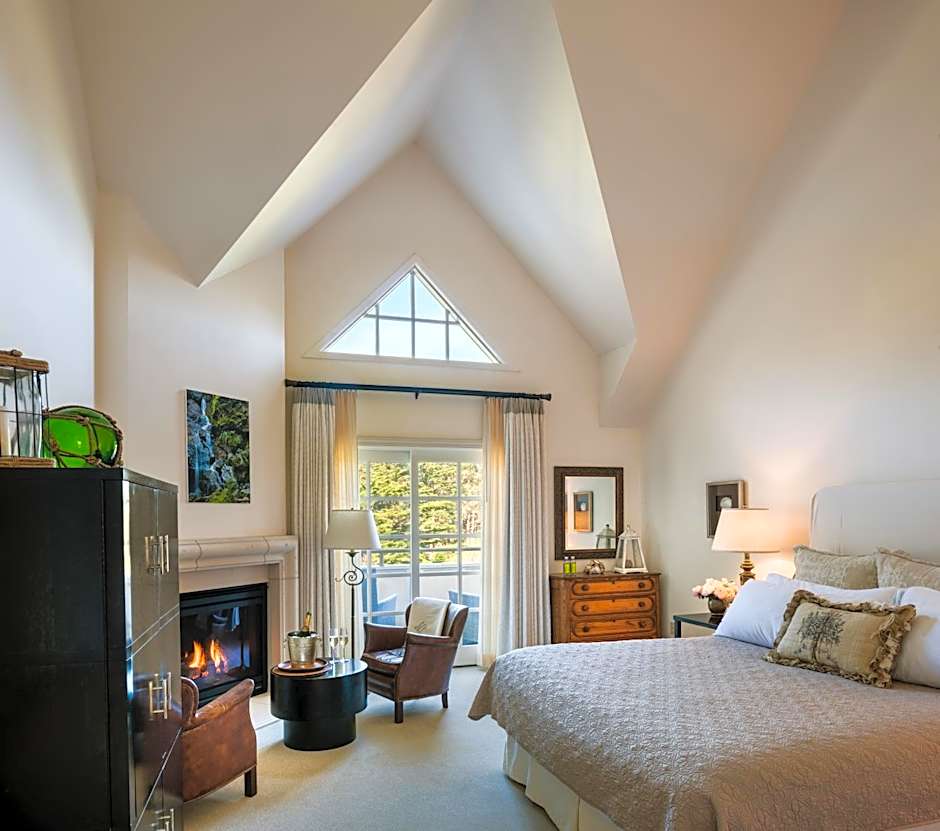 Seal Cove Inn