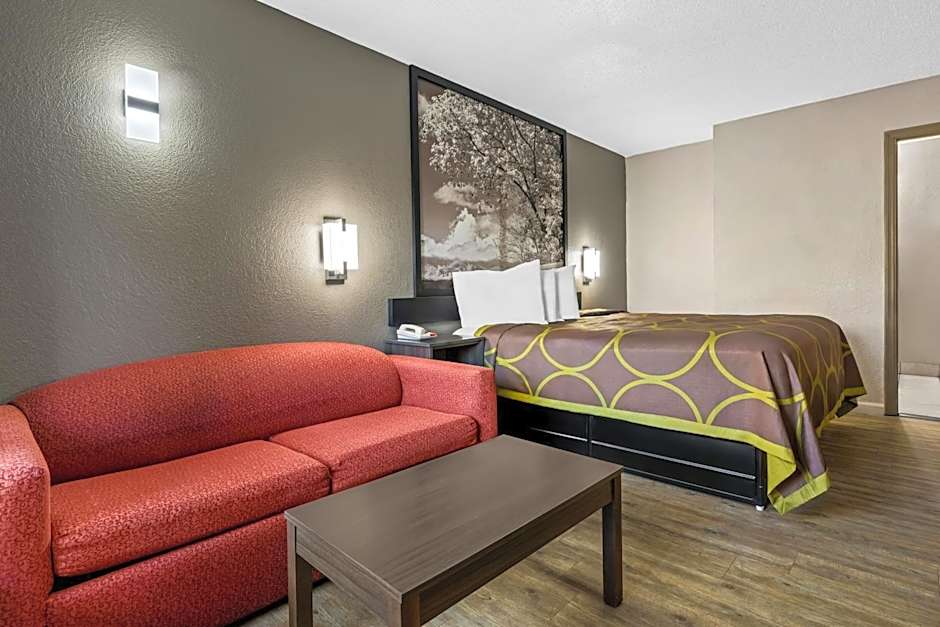 Super 8 by Wyndham Garysburg/Roanoke Rapids