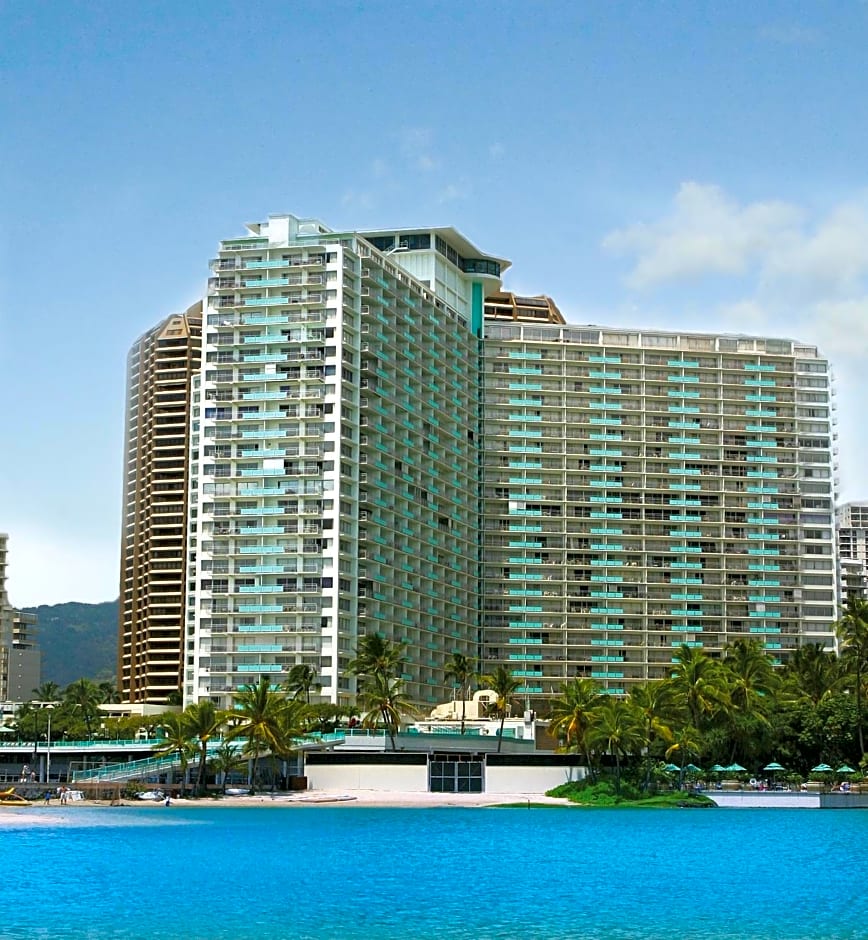 Waikiki Marina Resort at the Ilikai