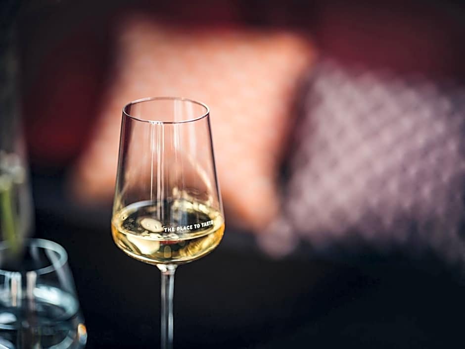 Hôtel LÉONOR the place to live