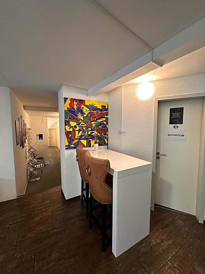 Stay2Night City Center Hostel