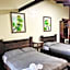 Hotel La Isla Inn