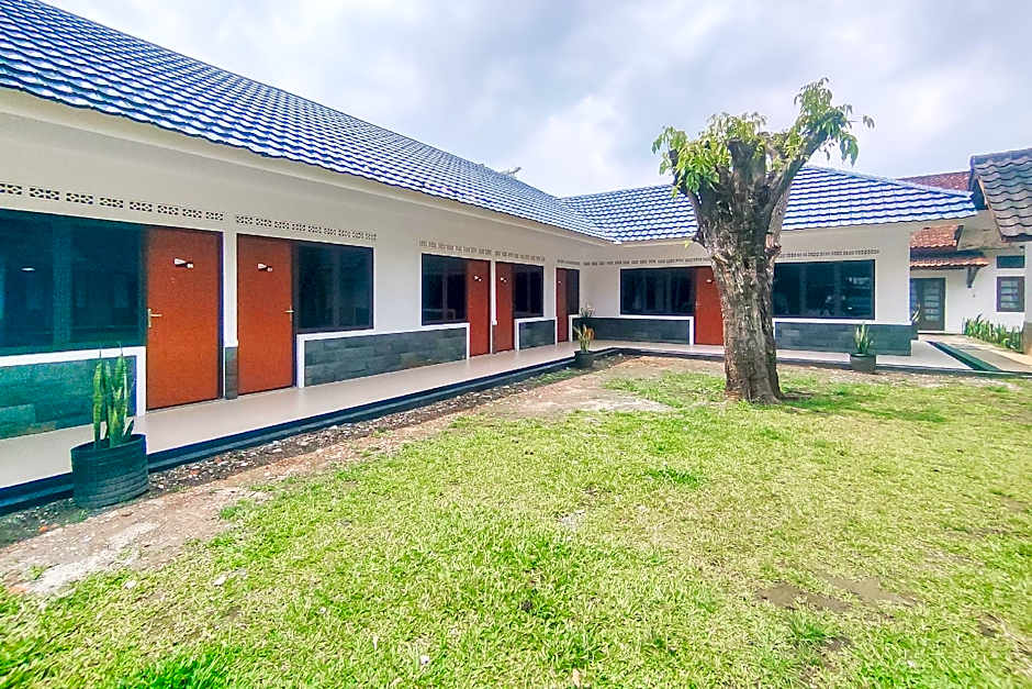 Roemah Ciremay RedPartner – Bandung, KY