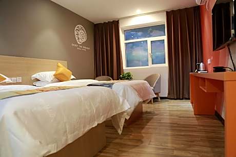 GTI - Fashion Family Room