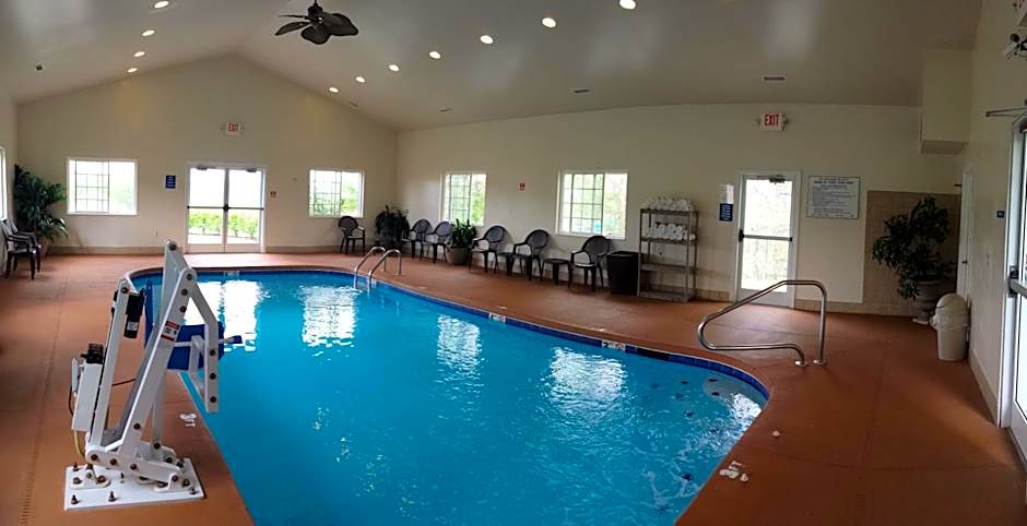 Microtel Inn & Suites By Wyndham Beckley East