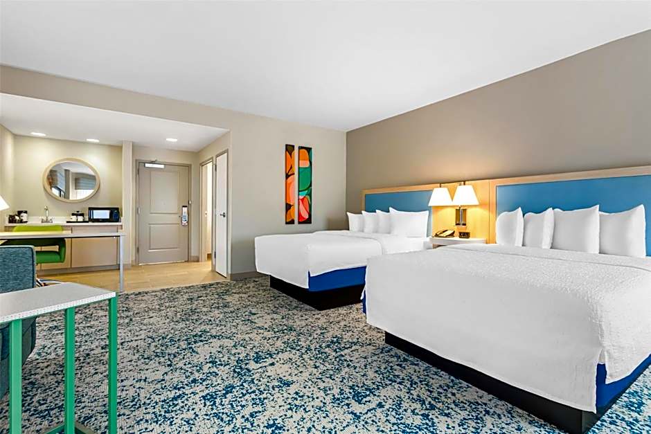 Hampton Inn By Hilton & Suites St. Petersburg/Downtown