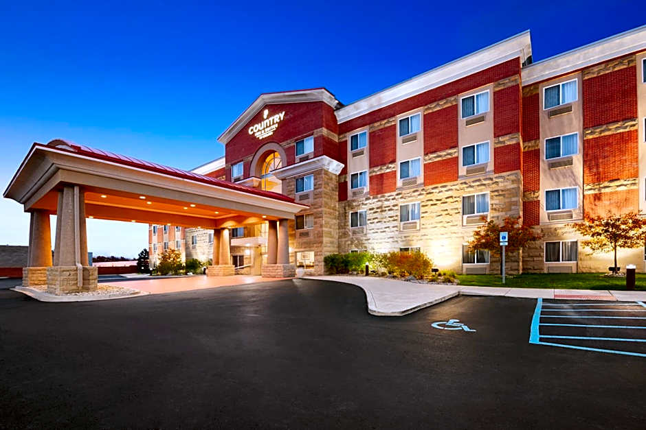 Country Inn & Suites by Radisson, Dearborn, MI