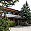 Moose Creek Inn