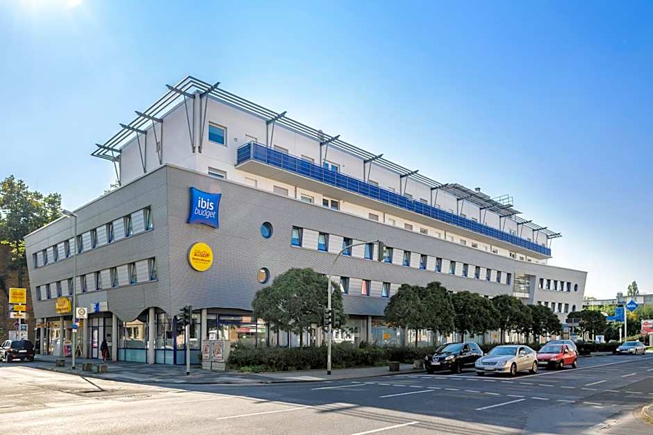 ibis budget Duisburg City am Innenhafen