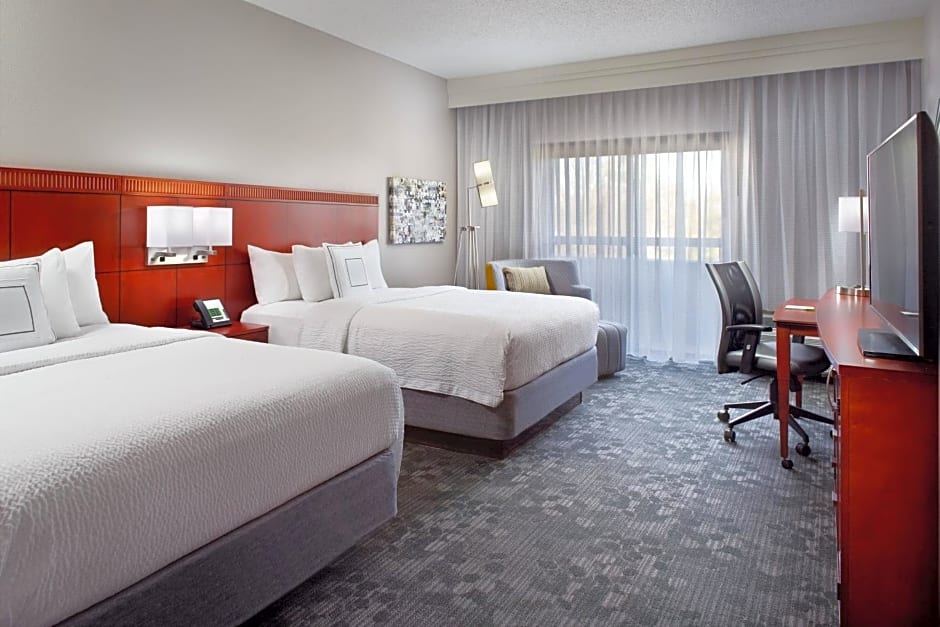 Courtyard by Marriott Greensboro