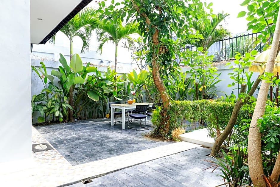 Margarita Surf Hostel Canggu