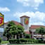 Super 8 by Wyndham Stafford Sugarland Area