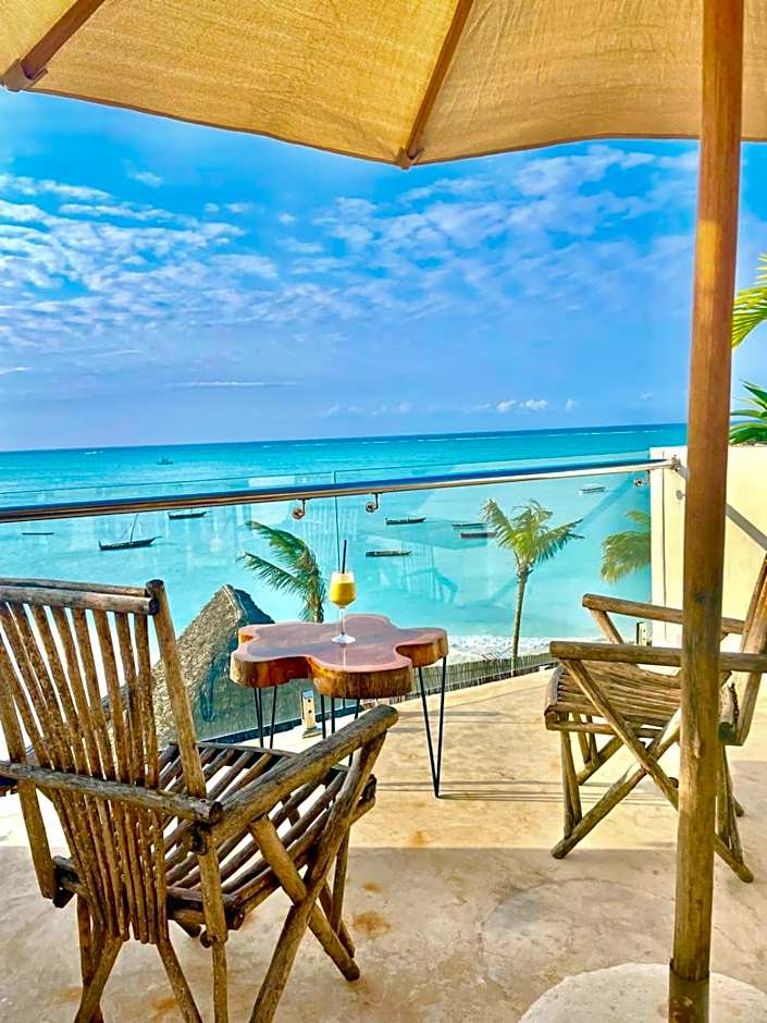 Aluna Beach Apartments