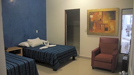 Quadruple Room with Air Conditioner