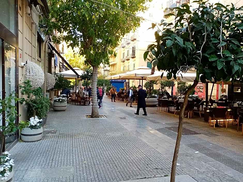 Ariston Petit Hotel