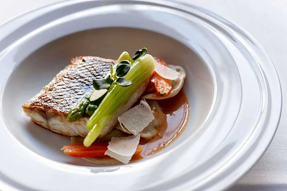 Barcelo Emperatriz Hotel