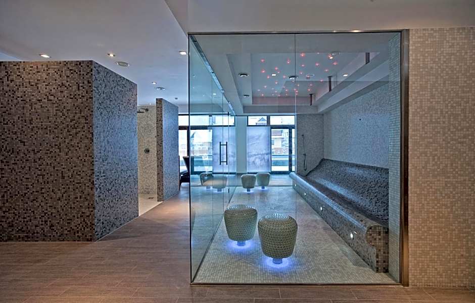 Grand Nosalowy Dwór