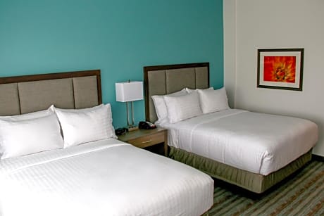 Standard Room with Two Queen Beds