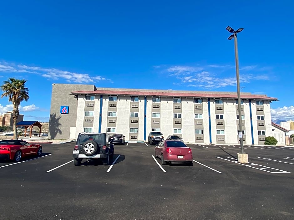 Motel 6 Bullhead City, AZ